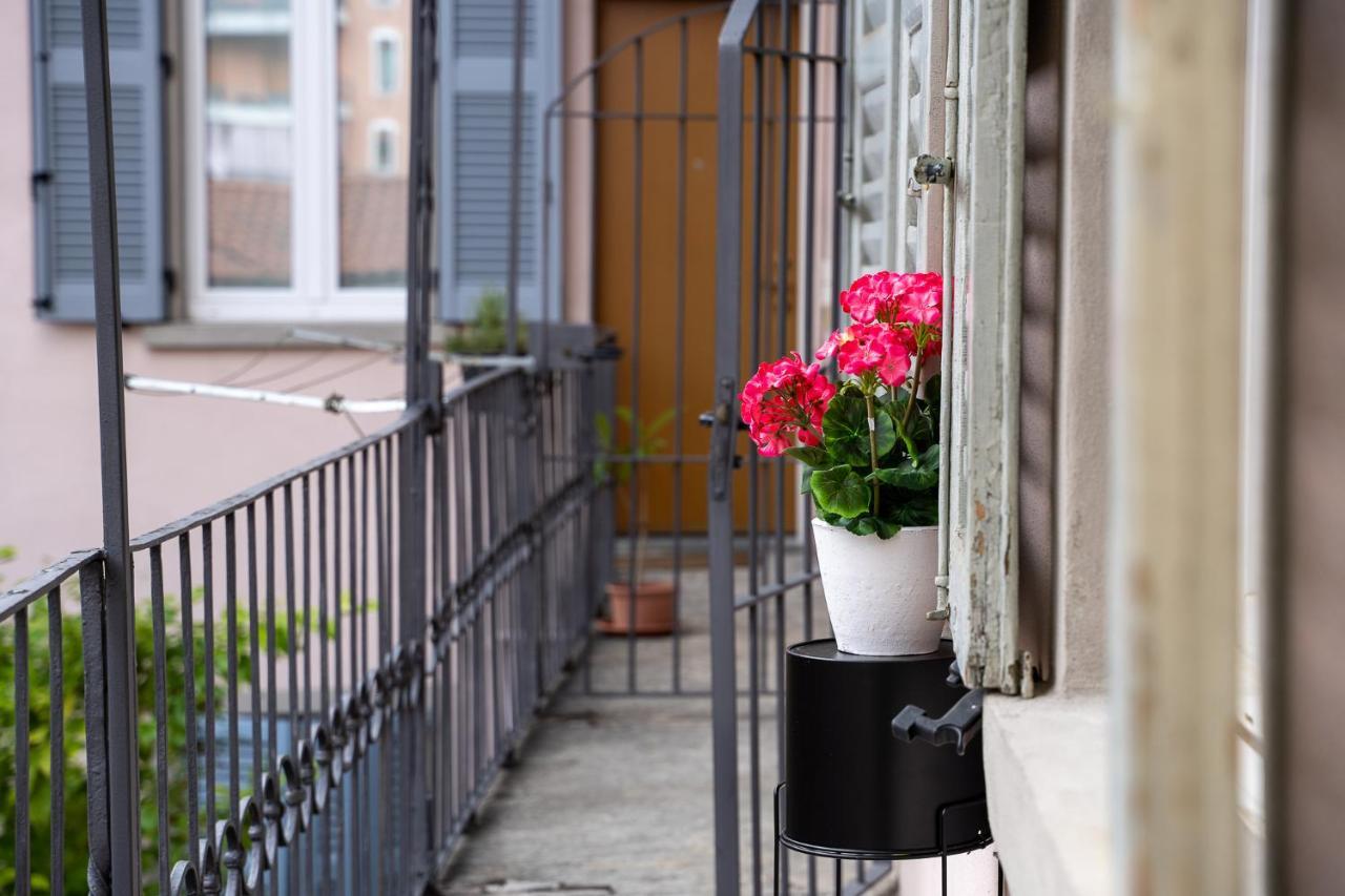 Portatorre Suite, A Charming Apartment In The Heart Of Como, Free Private Parking, Air Conditioning & More! Bagian luar foto