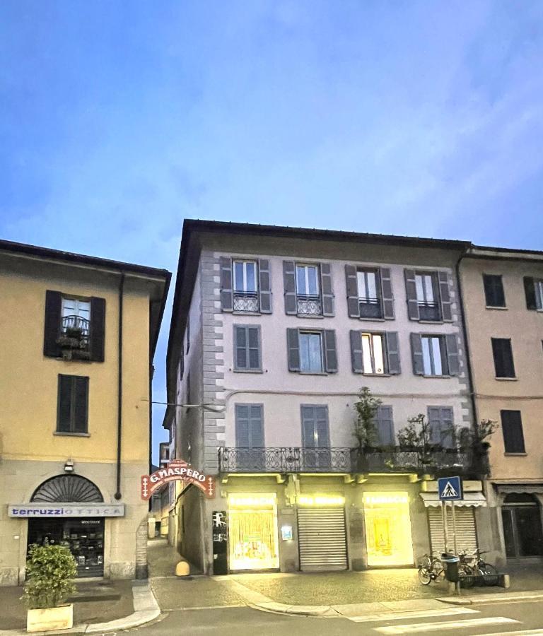 Portatorre Suite, A Charming Apartment In The Heart Of Como, Free Private Parking, Air Conditioning & More! Bagian luar foto