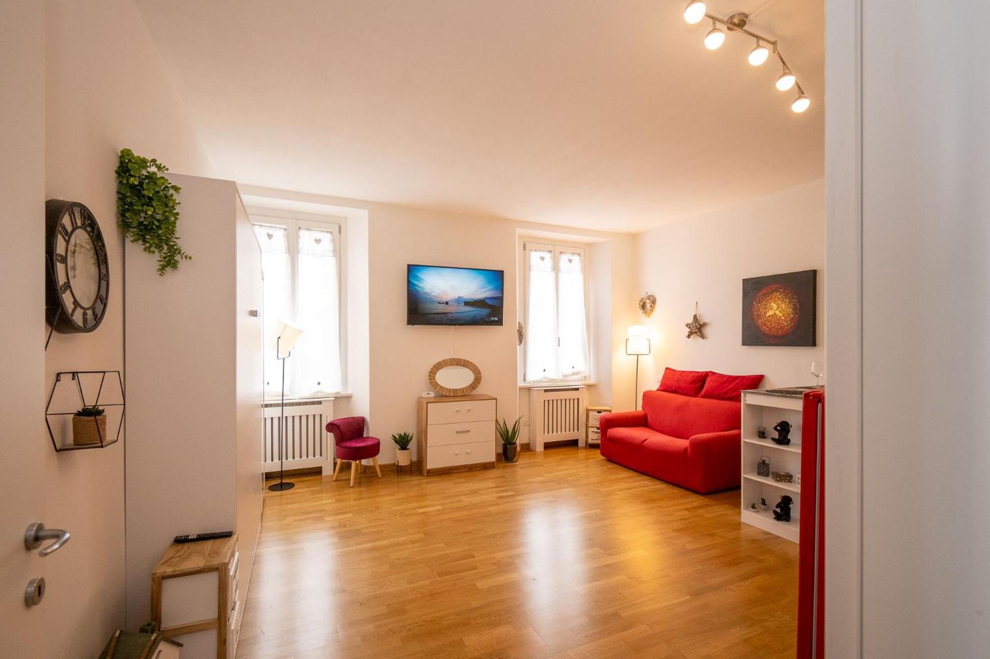 Portatorre Suite, A Charming Apartment In The Heart Of Como, Free Private Parking, Air Conditioning & More! Bagian luar foto