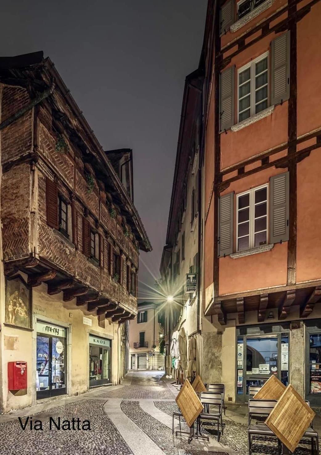Portatorre Suite, A Charming Apartment In The Heart Of Como, Free Private Parking, Air Conditioning & More! Bagian luar foto