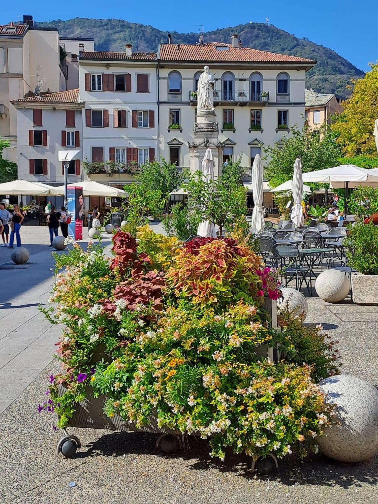 Portatorre Suite, A Charming Apartment In The Heart Of Como, Free Private Parking, Air Conditioning & More! Bagian luar foto