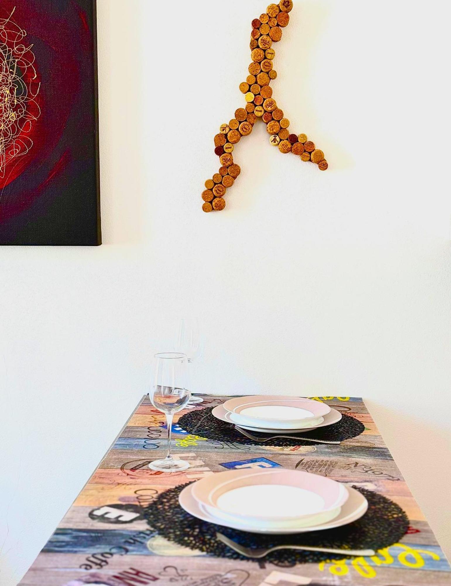Portatorre Suite, A Charming Apartment In The Heart Of Como, Free Private Parking, Air Conditioning & More! Bagian luar foto