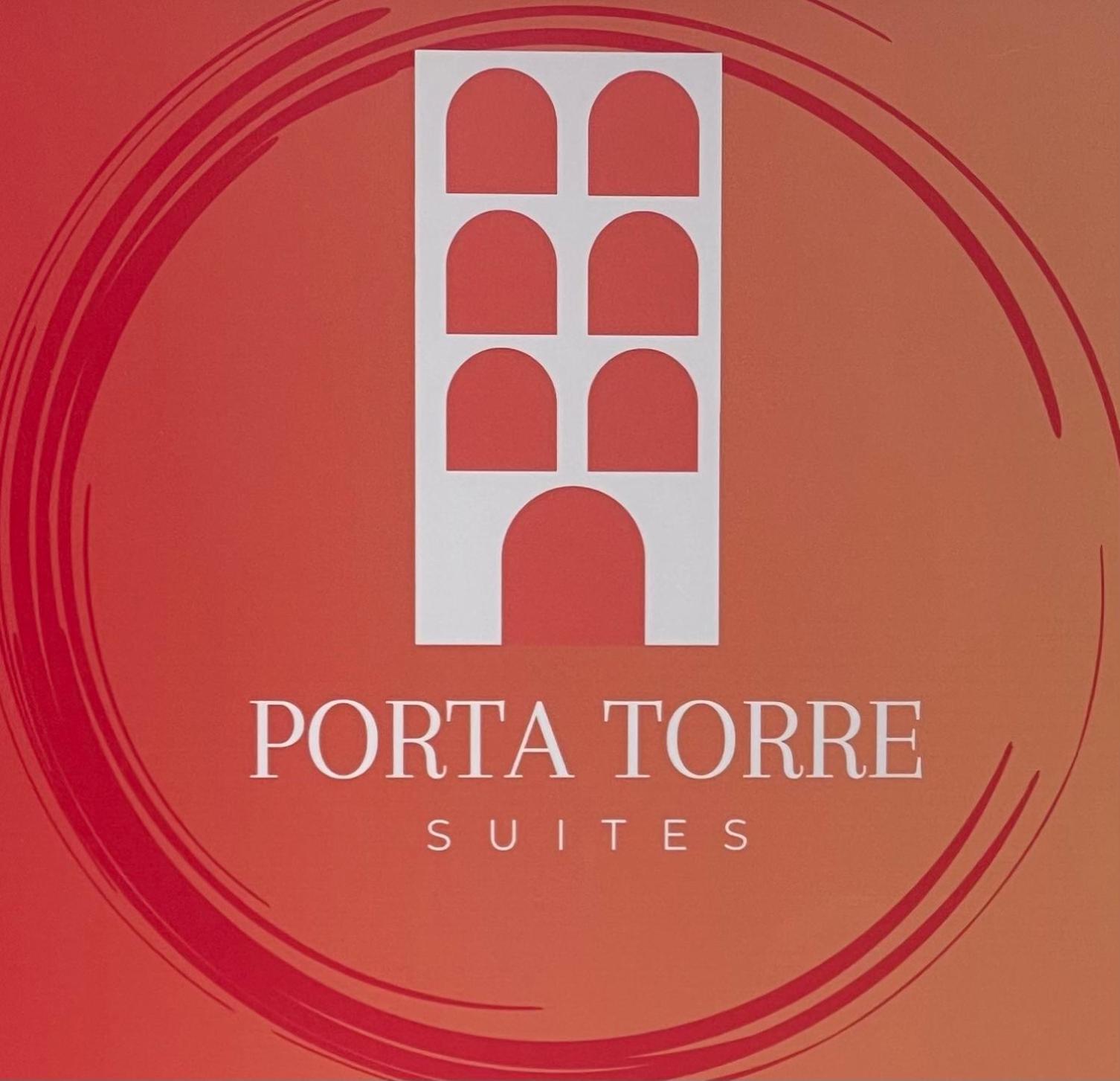 Portatorre Suite, A Charming Apartment In The Heart Of Como, Free Private Parking, Air Conditioning & More! Bagian luar foto