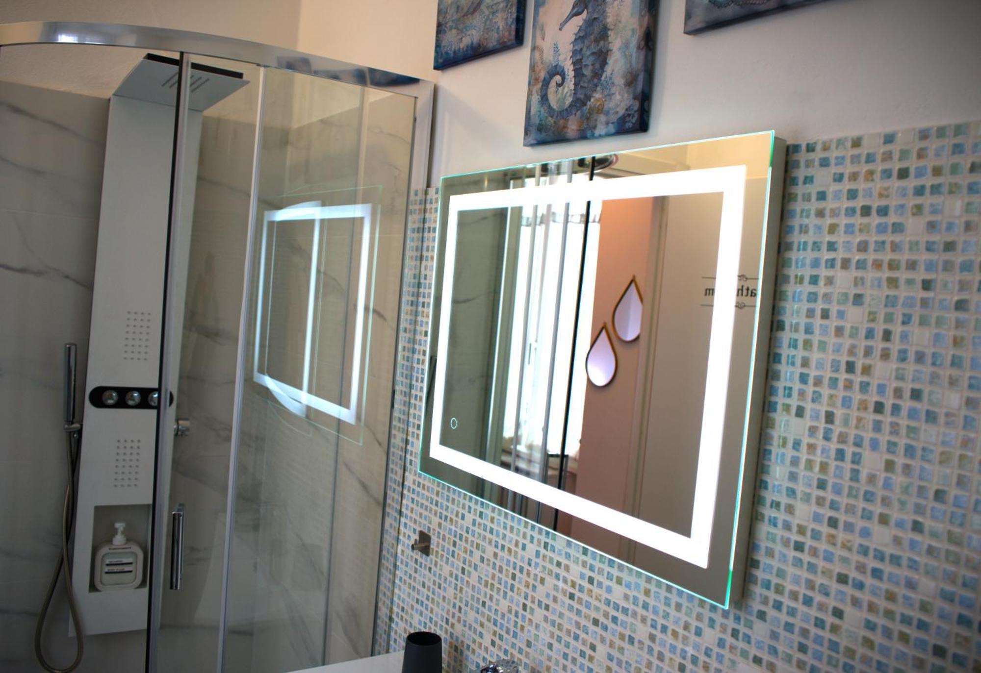 Portatorre Suite, A Charming Apartment In The Heart Of Como, Free Private Parking, Air Conditioning & More! Bagian luar foto